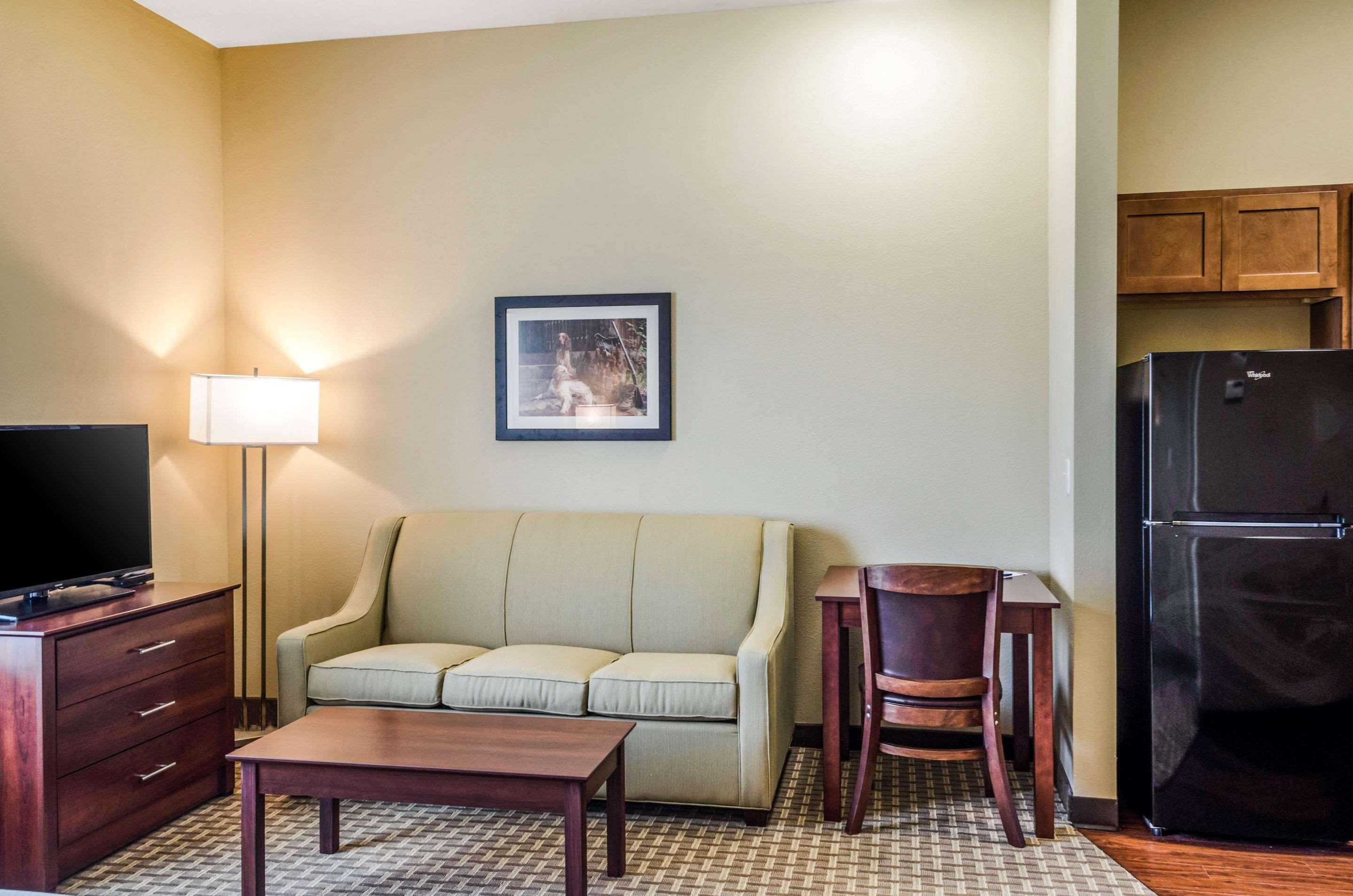 Mainstay Suites Hackberry Sportsman'S Lodge Esterno foto